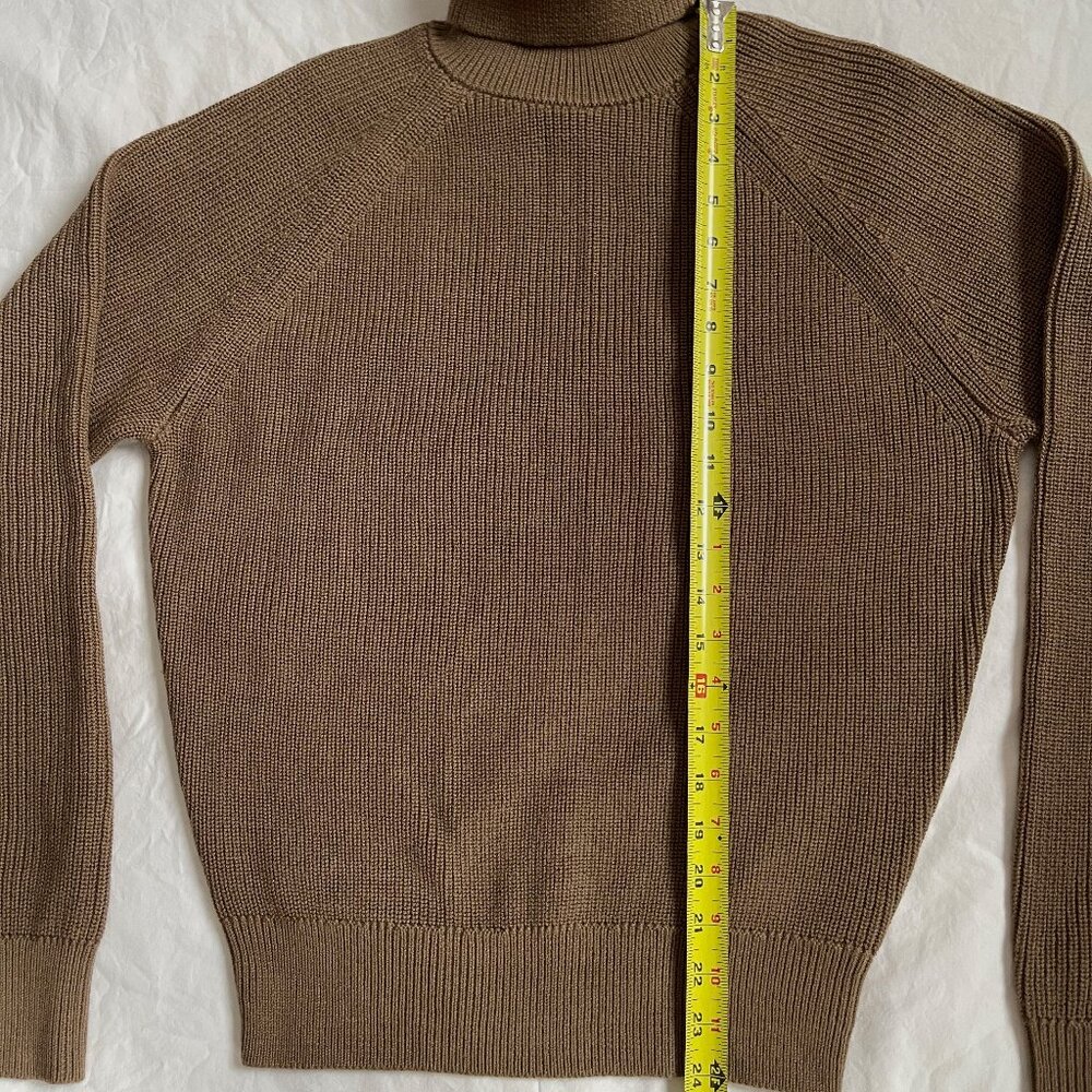 Uniqlo men's wool blend turtleneck - size medium - Picture 3 of 7